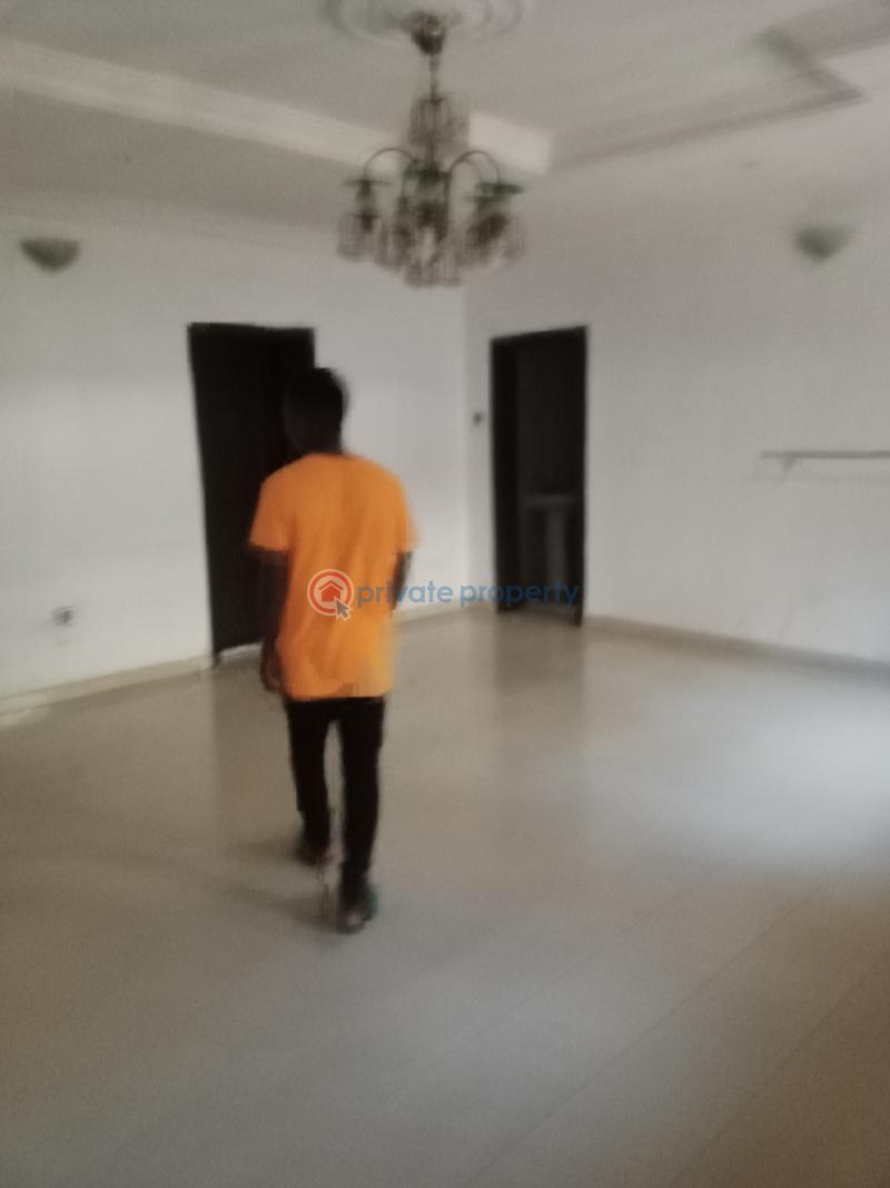 3 bedroom Block Of Flats For Rent Esther Port Avenue Sholuyi Ifako-Gbagada Lagos - 16