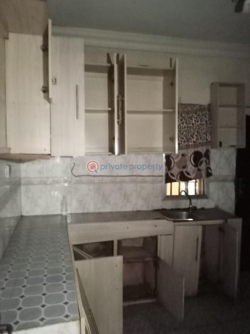 3 bedroom Block Of Flats For Rent Esther Port Avenue Sholuyi Ifako-Gbagada Lagos - 12