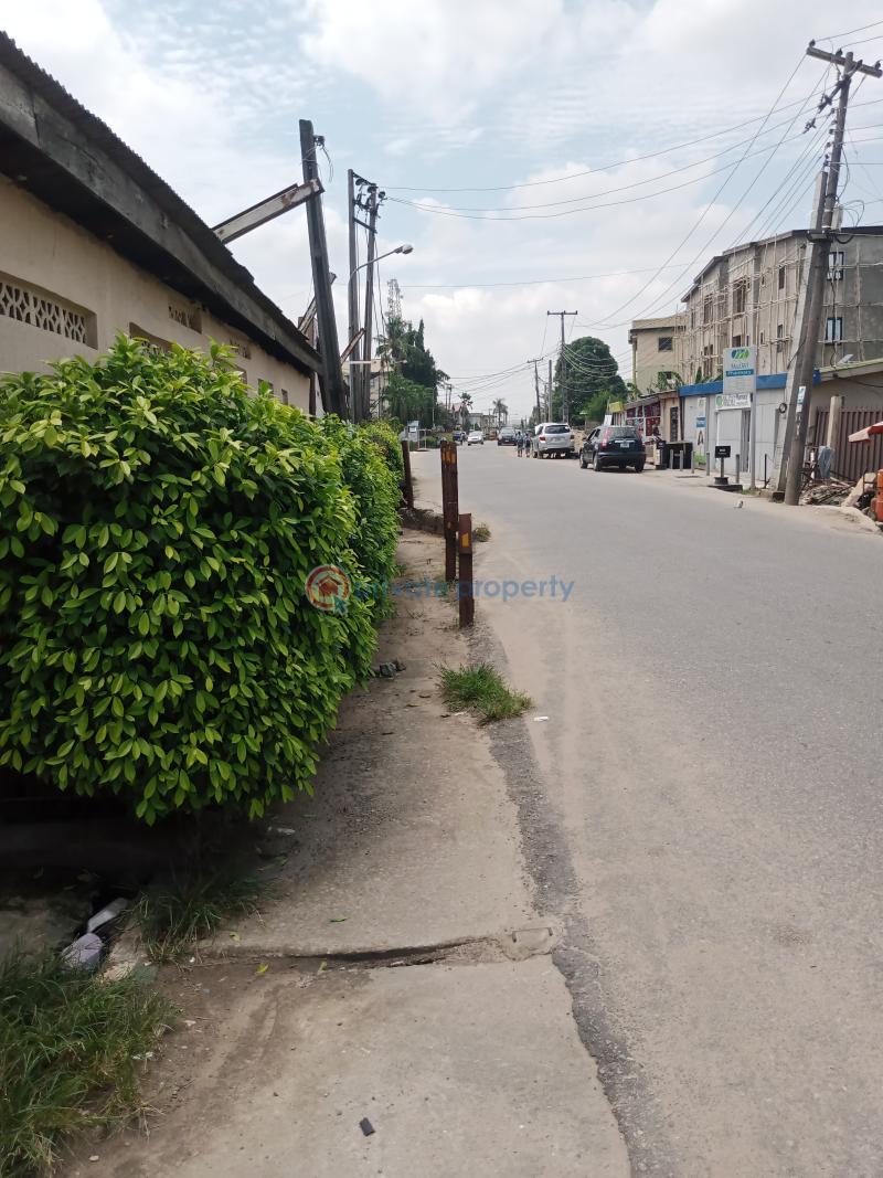 3 bedroom Block Of Flats For Rent Esther Port Avenue Sholuyi Ifako-Gbagada Lagos - 1