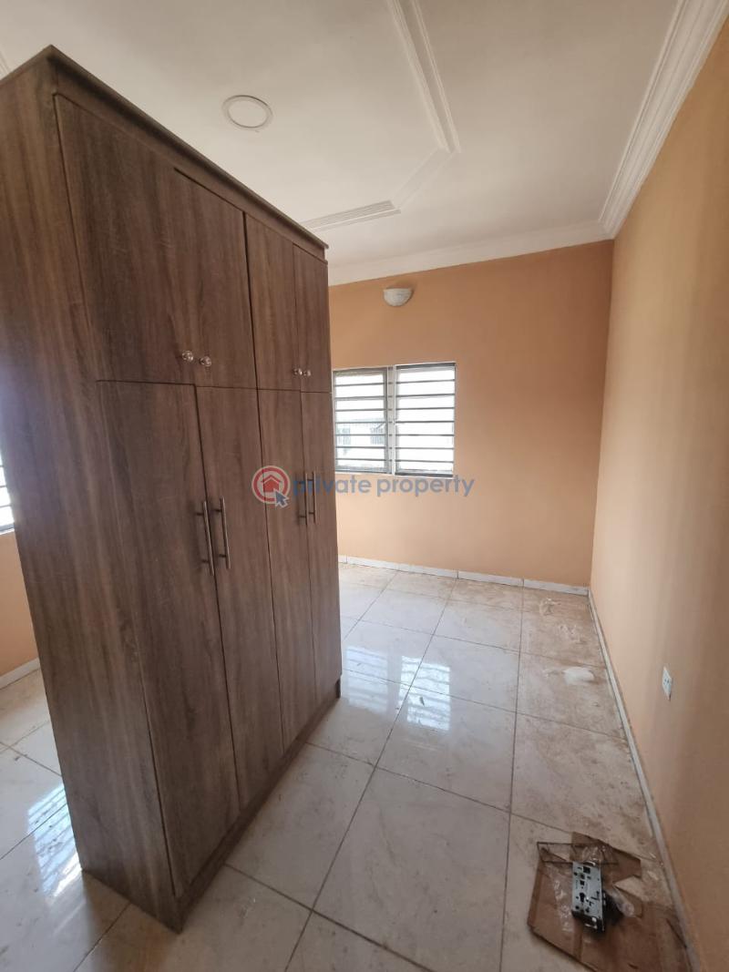 3 bedroom Block Of Flats For Rent Zionist Estate Akala Express Ibadan Oyo - 1