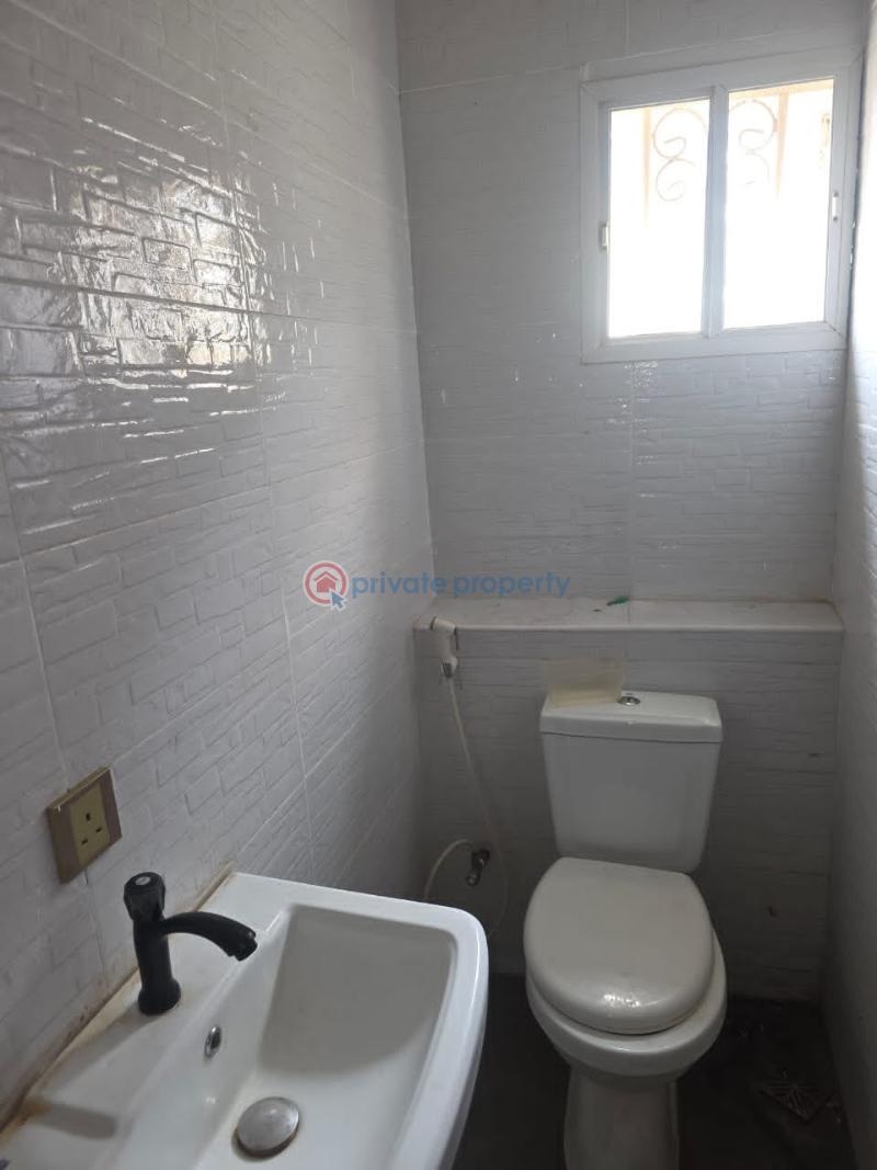 Flat & Apartment For Rent At Zionist Estate Along Akala Express Oluyole Extension Ibadan Oyo - 3
