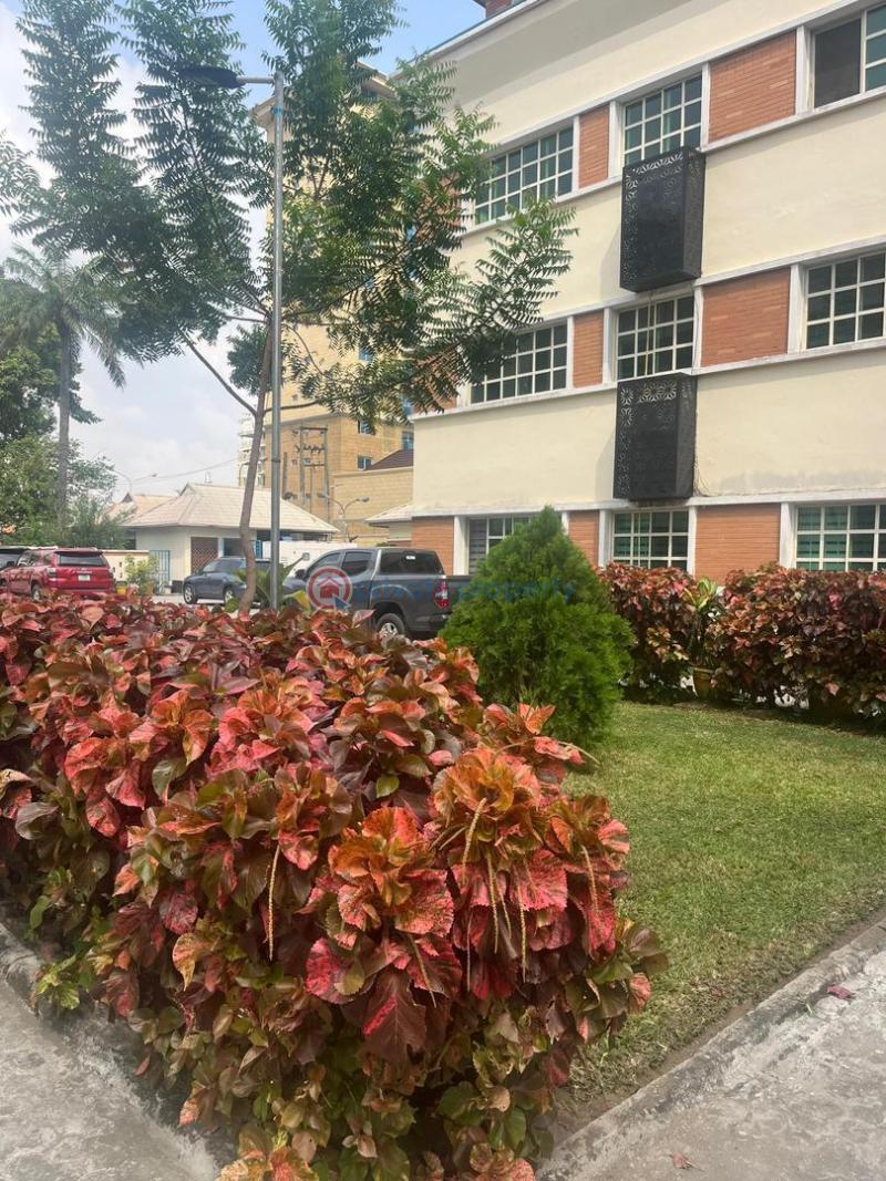 3 bedroom Block Of Flats For Rent Old Ikoyi Lagos - 5