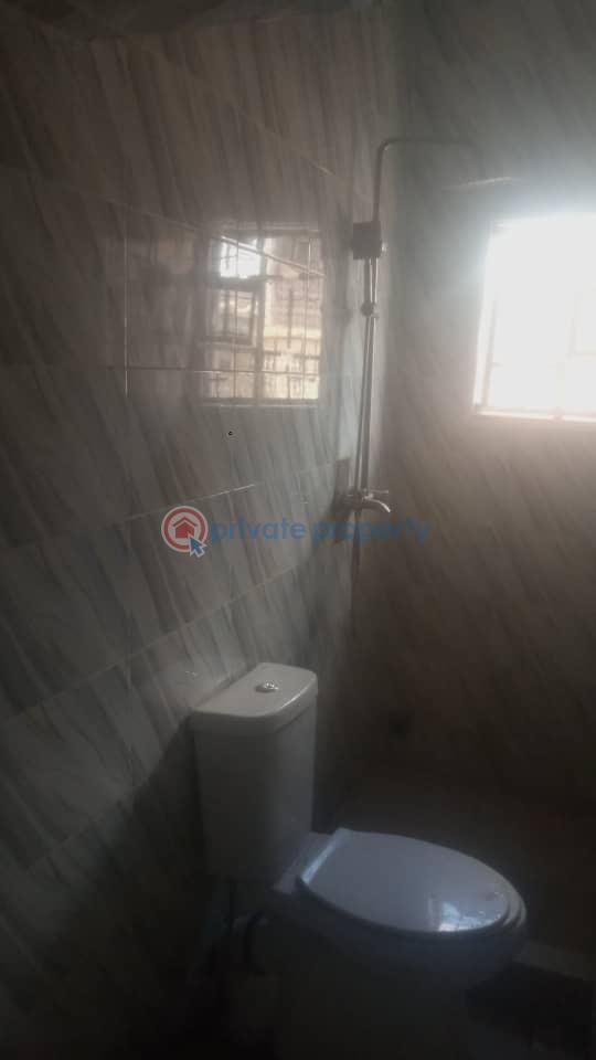 3bedroom flat to let - 5 3 bedroom Block Of Flats For Rent Trumed Adeoyo Ringroad Adeoyo Ibadan  - 5