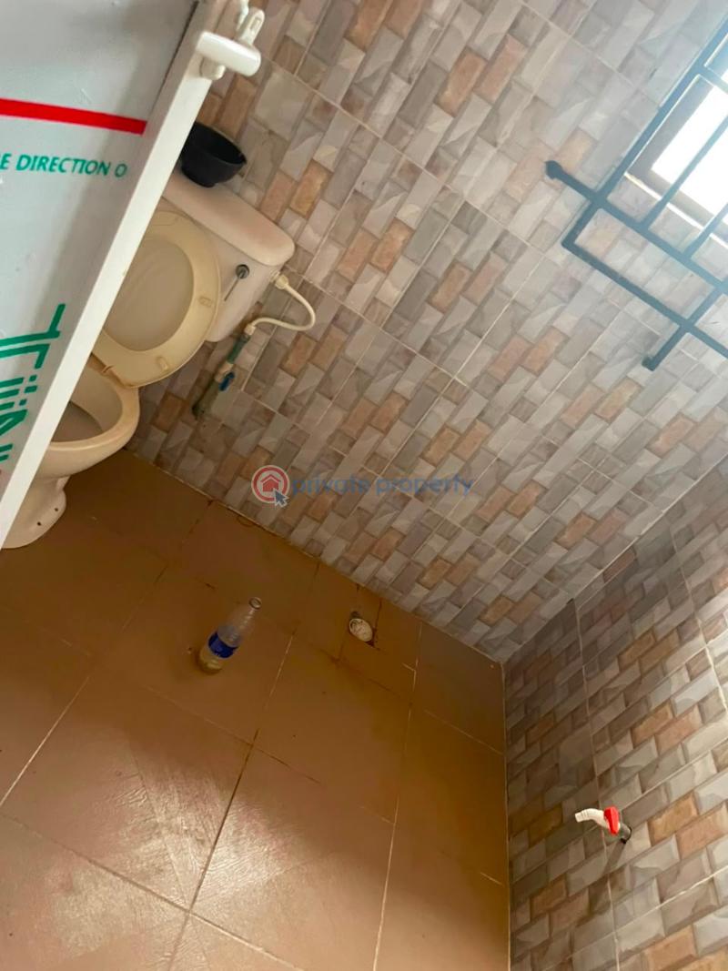 3 bedroom Block Of Flats For Rent Odeku Estate Off Liberty Academy Akala Express Ibadan Oyo - 0