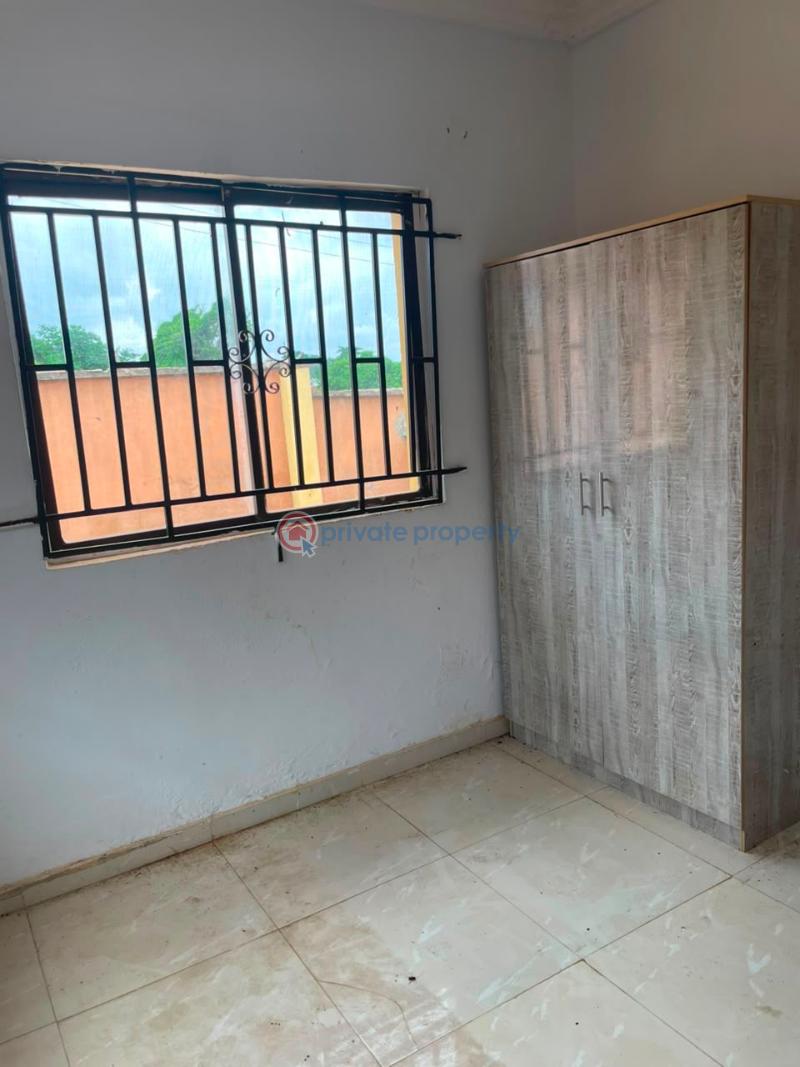 3 bedroom Block Of Flats For Rent Odeku Estate Off Liberty Academy Akala Express Ibadan Oyo - 6