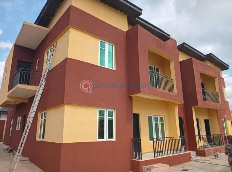 3 bedroom Block Of Flats For Rent Asaka After Asunle Off Tipper Garage Akala Express Ibadan Oyo