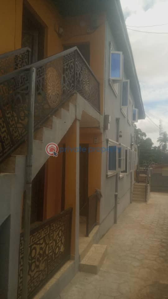 3bedroom flat to let - 1 3 bedroom Block Of Flats For Rent Trumed Adeoyo Ringroad Adeoyo Ibadan  - 1