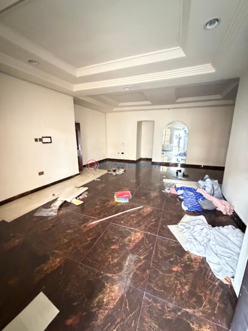 3 bedroom Block Of Flats For Rent Spg Road Ologolo Lekki Lagos - 0