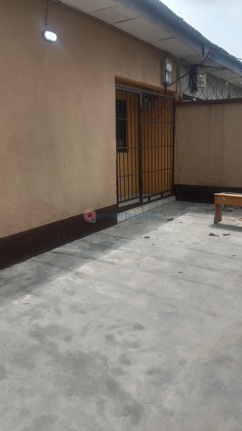 3 bedroom Detached Bungalow For Rent Abraham Adesanya Estate Abraham Adesanya Ajah Lagos - 0