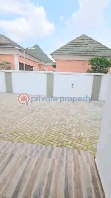 3 bedroom Detached Bungalow For Sale Primary School Apo Abuja Phase 2  - 2