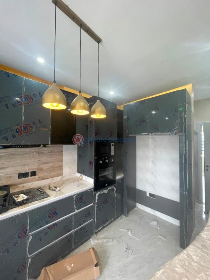 3 bedroom Flat & Apartment For Rent Lekki Phase 1 Lagos - 4