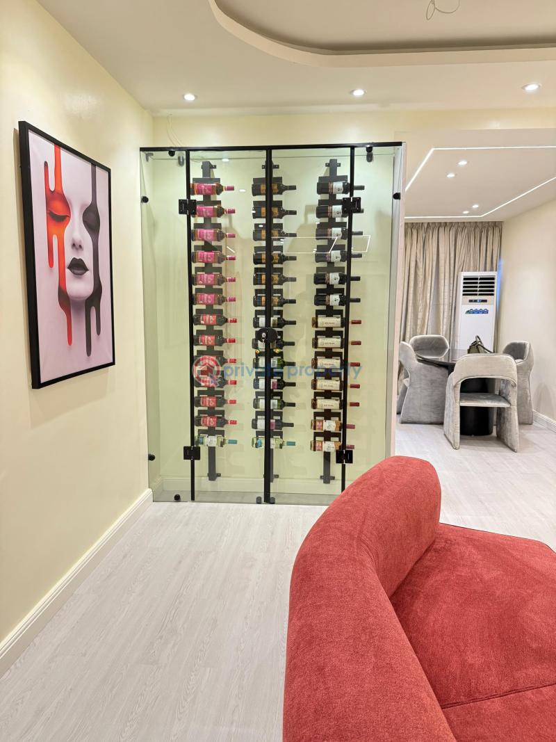3bedroom luxurious apartment with wine bar, snooker swimming pool & ps5 - 2 3 bedroom Block Of Flats Short let V.i Adeola Odeku Victoria Island Lagos - 2