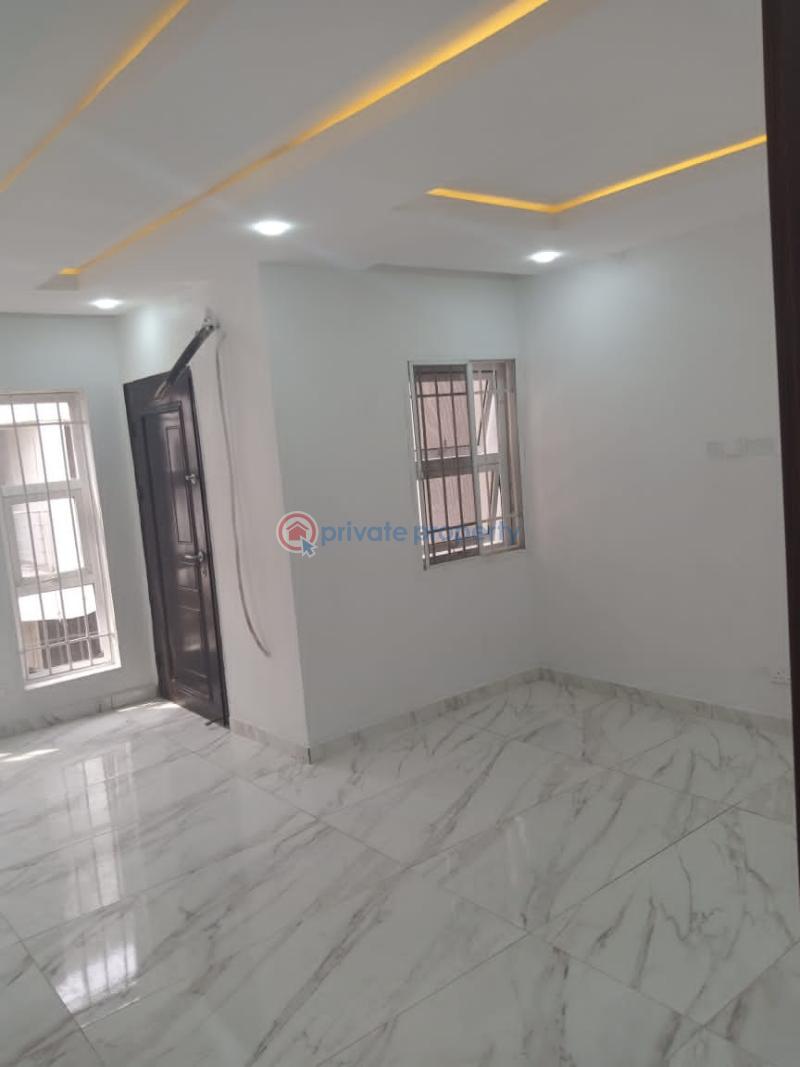 3bedroom nice clean spacious duplex - 8 3 bedroom Terrace For Sale Ikeja GRA Lagos - 8