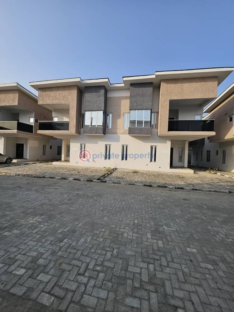 3 bedroom Duplex For Sale Orchid Road Lafiaji Lekki Lagos