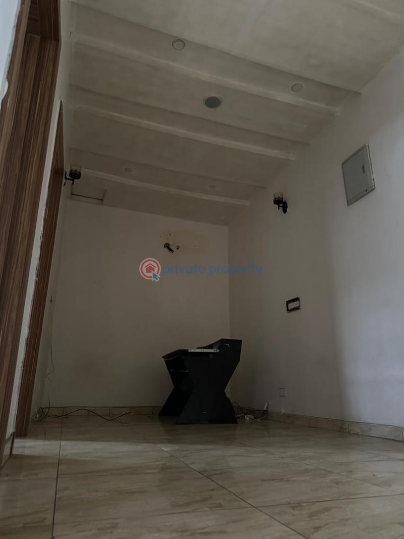 3 bedroom Terraced Duplex For Rent Royal Pine Estate, Orchid Road, Lekki Lekki Lagos - 4