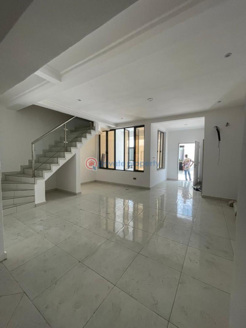3 bedroom Maisonette For Rent Chevron Drive Lekki Lagos - 1