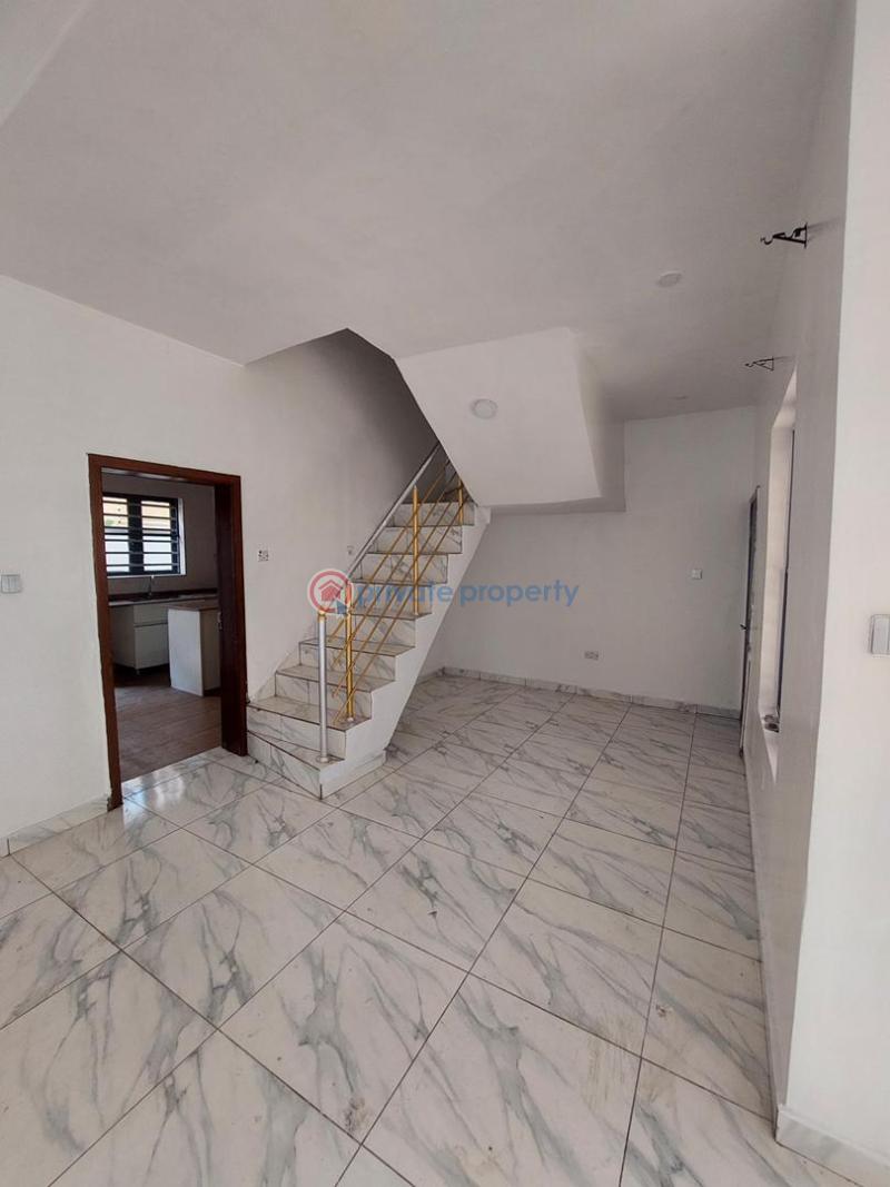 3 bedroom Terrace For Sale Danny’s Court, Off Ogombo Road Lekki Phase 2 Lagos - 1