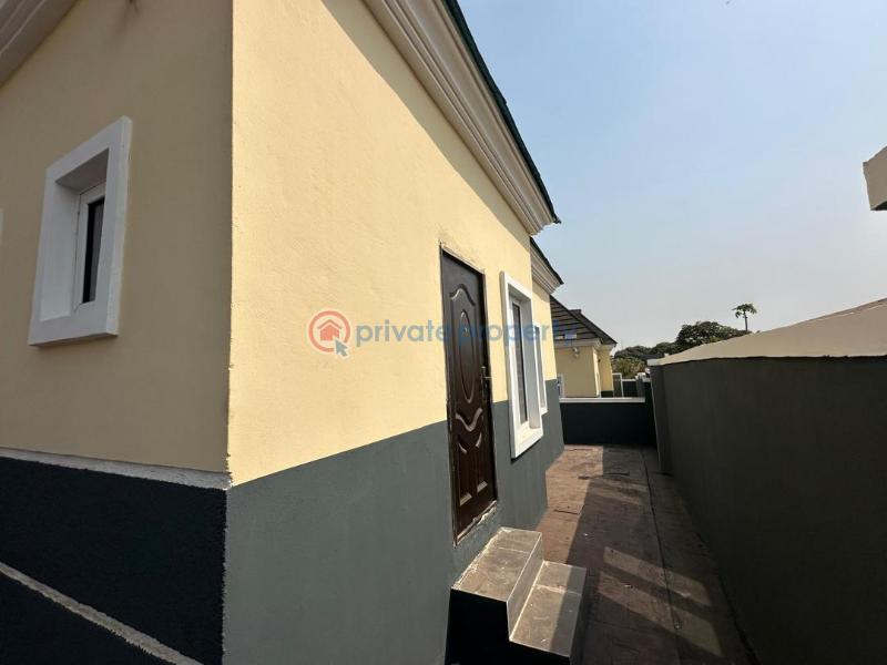 3 bedroom Bungalow For Rent Airforce Estate Akobo Ibadan Oyo - 1