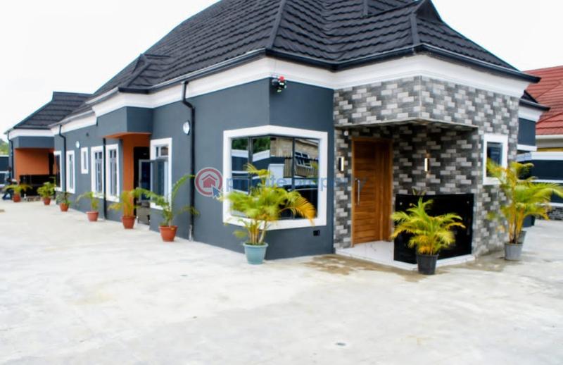 3 bedroom Bungalow For Sale Olusetan Akuru Elebu Akala Express Ibadan Oyo - 18