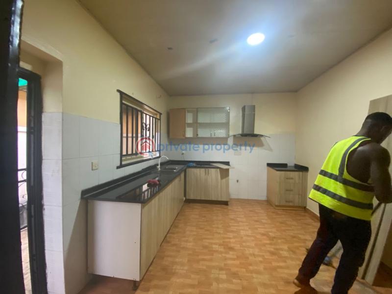 3bedrooms apartment for rent - 3 3 bedroom Block Of Flats For Rent Ikota Villa Estate Ikota Lekki Lagos - 3