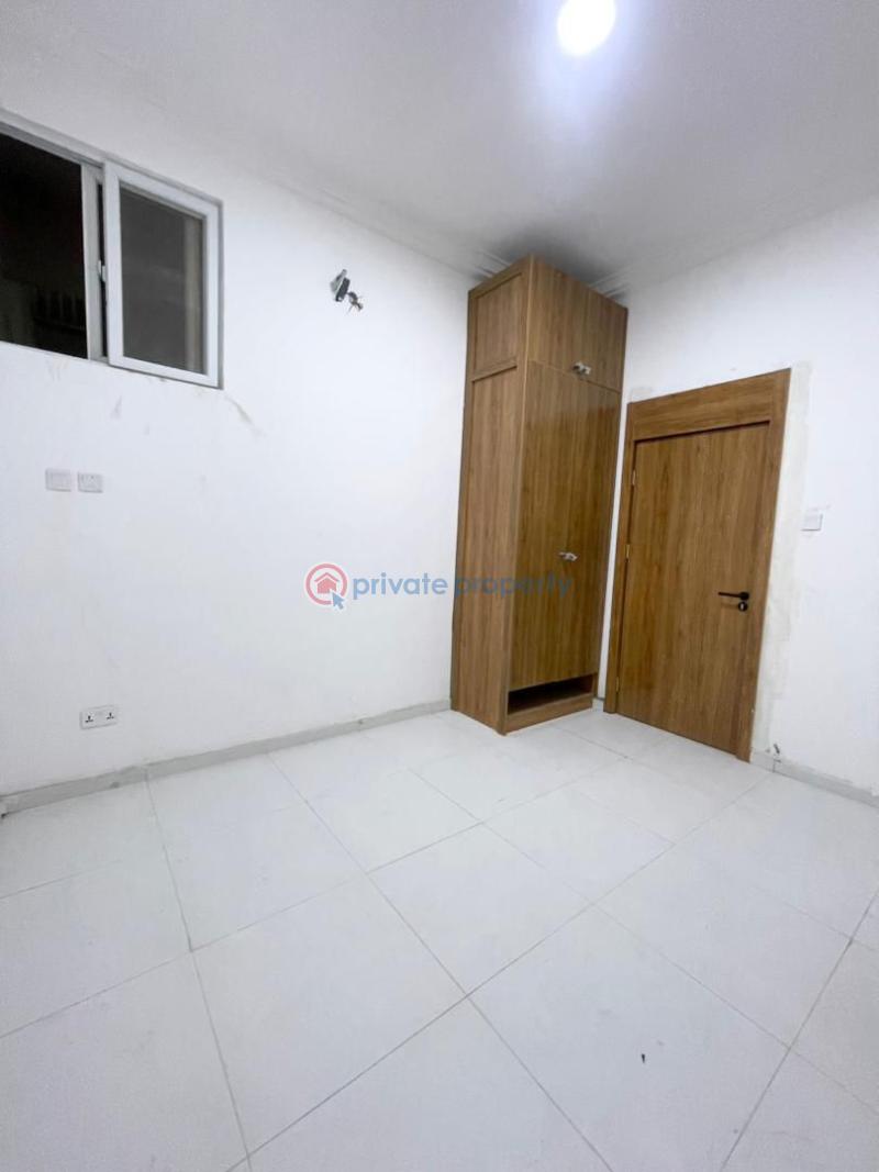 3 bedroom Flat & Apartment For Sale Osapa Lekki Lagos - 28