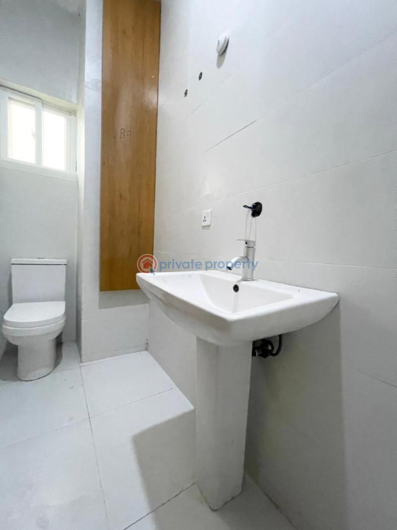 3 bedroom Flat & Apartment For Sale Osapa Lekki Lagos - 23