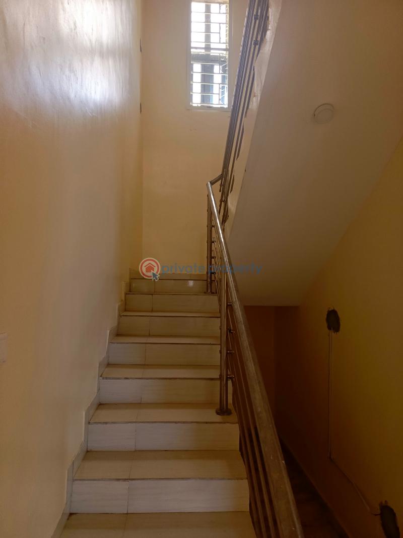 3 bedroom Semi detached Duplex For Sale Leisure Court Phase 1 Lugbe Abuja Phase 4  - 1