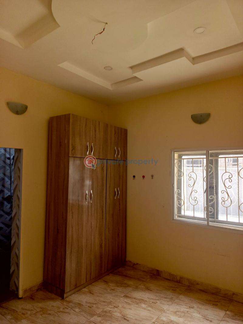 3 bedroom Semi detached Duplex For Sale Leisure Court Phase 1 Lugbe Abuja Phase 4  - 15