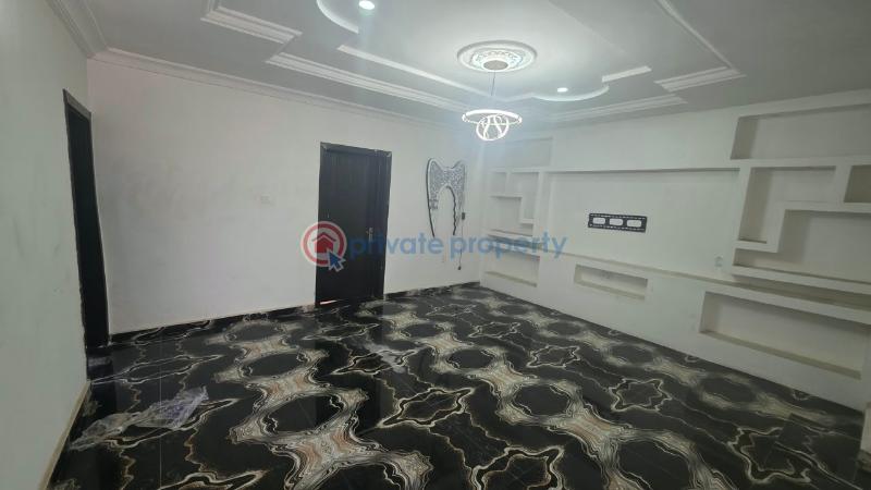 House For Rent At Ogo Oluwa Estate Opposite Bovas Station. Akobo Ibadan Oyo - 11