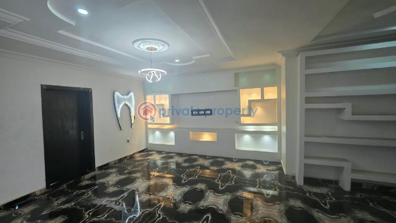 House For Rent At Ogo Oluwa Estate Opposite Bovas Station. Akobo Ibadan Oyo - 7