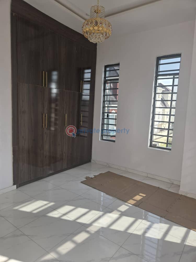 3 bedroom Terraced Duplex For Sale Lincoln Terrace 1(a 13) Ikota Lekki Lagos - 0