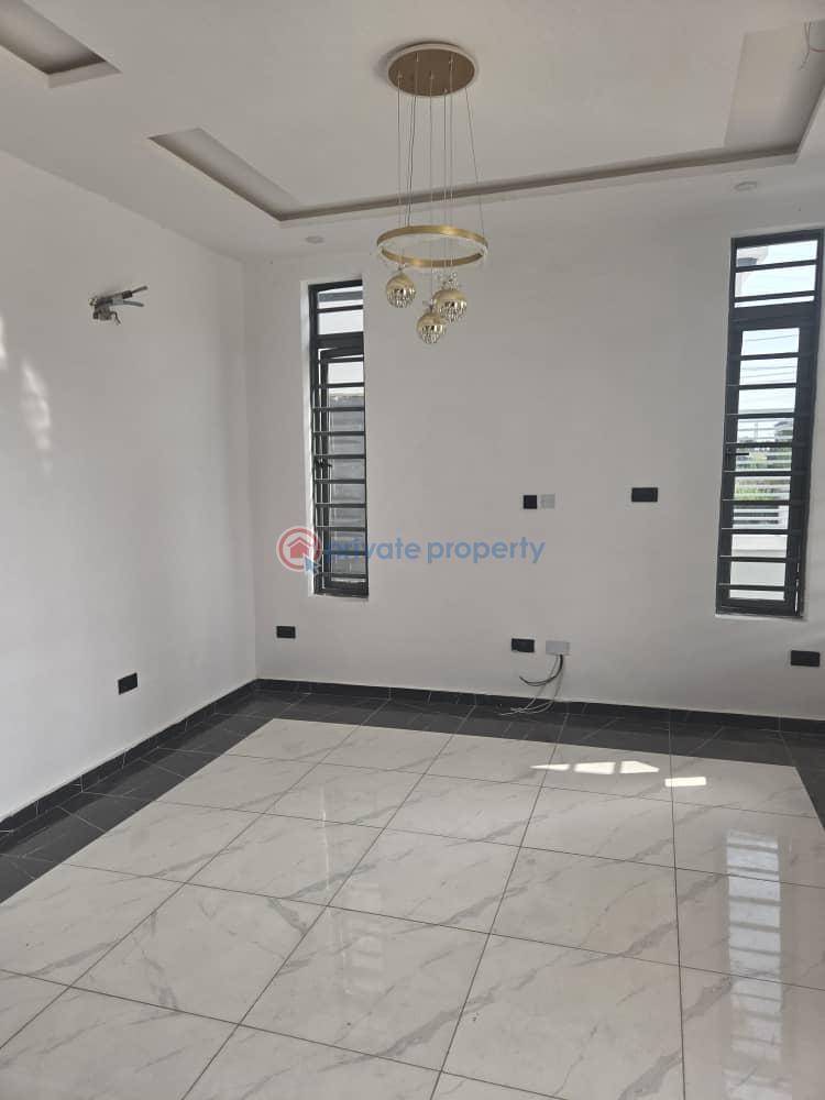 3 bedroom Terraced Duplex For Sale Lincoln Terrace 1(a 13) Ikota Lekki Lagos - 1