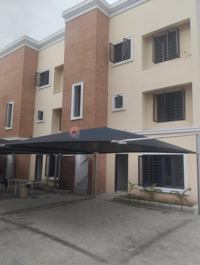 3 bedroom Maisonette For Sale Off Platinum Way Jakande Lekki Lagos - 1
