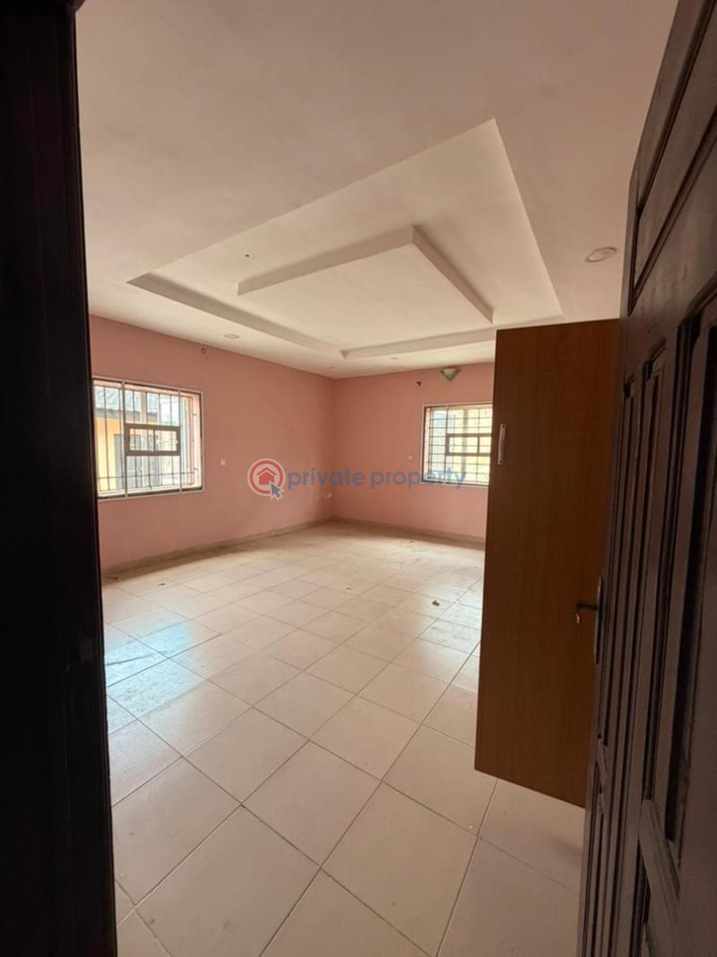 3 bedroom Block Of Flats For Rent Green Gate, Oluyole Estate, Ibadan Oluyole Estate Ibadan Oyo