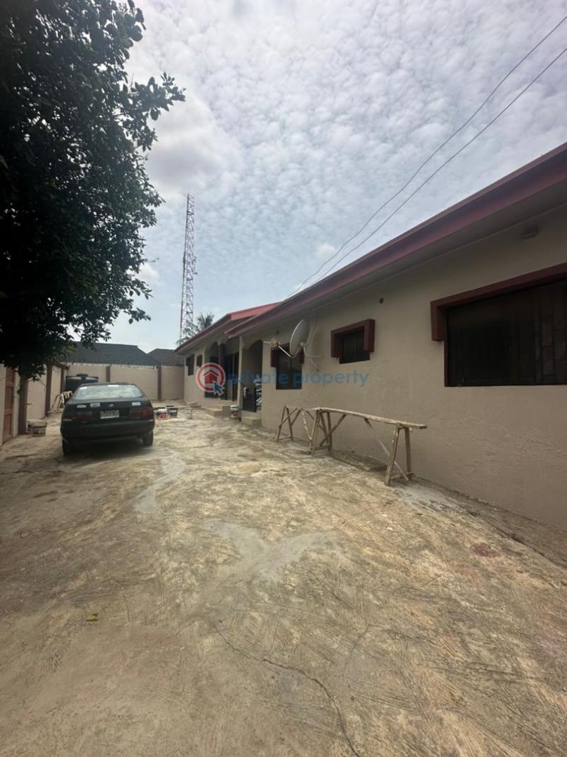 3 bedroom Block Of Flats For Rent Oluyole Estate / Olusoji, Oluyole Extension Oluyole Estate Ibadan Oyo - 5