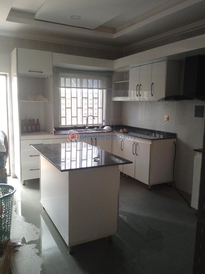 3 bedroom Block Of Flats For Rent Podo Road, Oluyole Extension, Ibadan Ibadan Oyo - 1