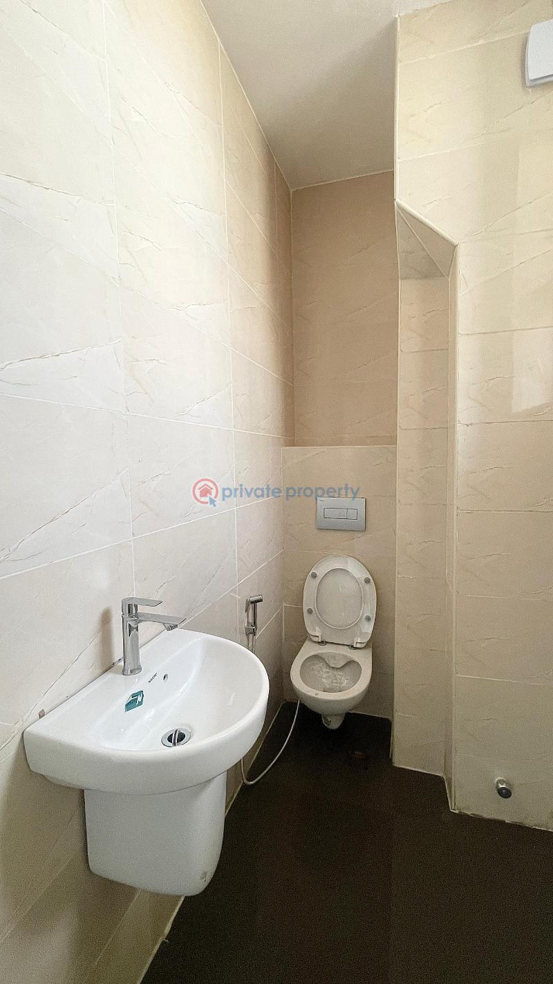 Mall/Complex/Plaza For Rent Lekki Phase 1 Lagos - 8