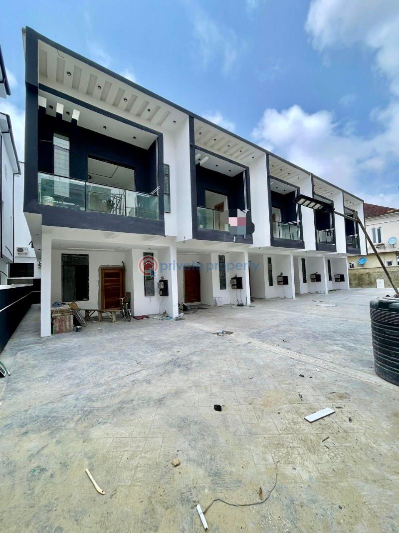 4 bedroom Block Of Flats For Sale Chevron Drive Lekki Lagos - 0