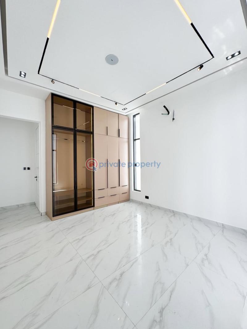 4 bedroom Detached Duplex For Sale Chevron Drive Lekki Lagos - 4