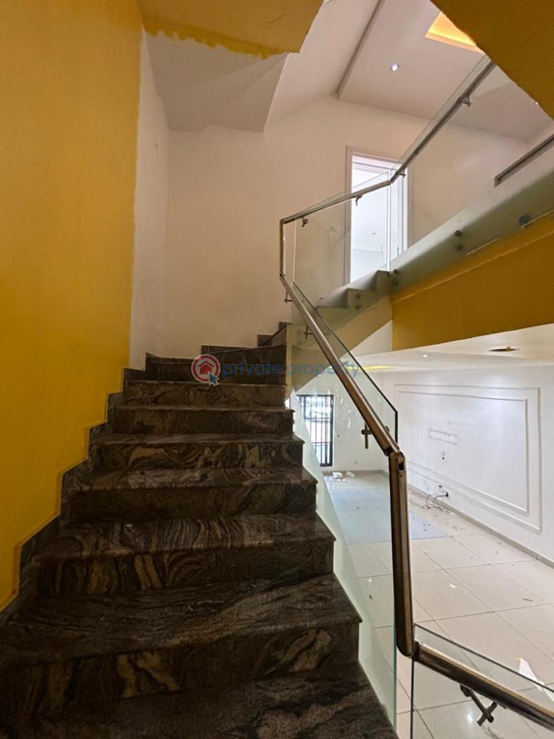 4 bedroom House For Rent Lekki Phase 1 Lagos - 12