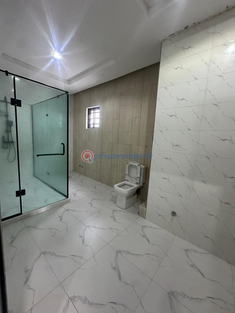 4 bedroom House For Sale Lekki Lagos - 11