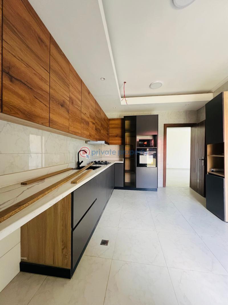 4 bedroom Maisonette For Sale Victoria Island Lagos - 1