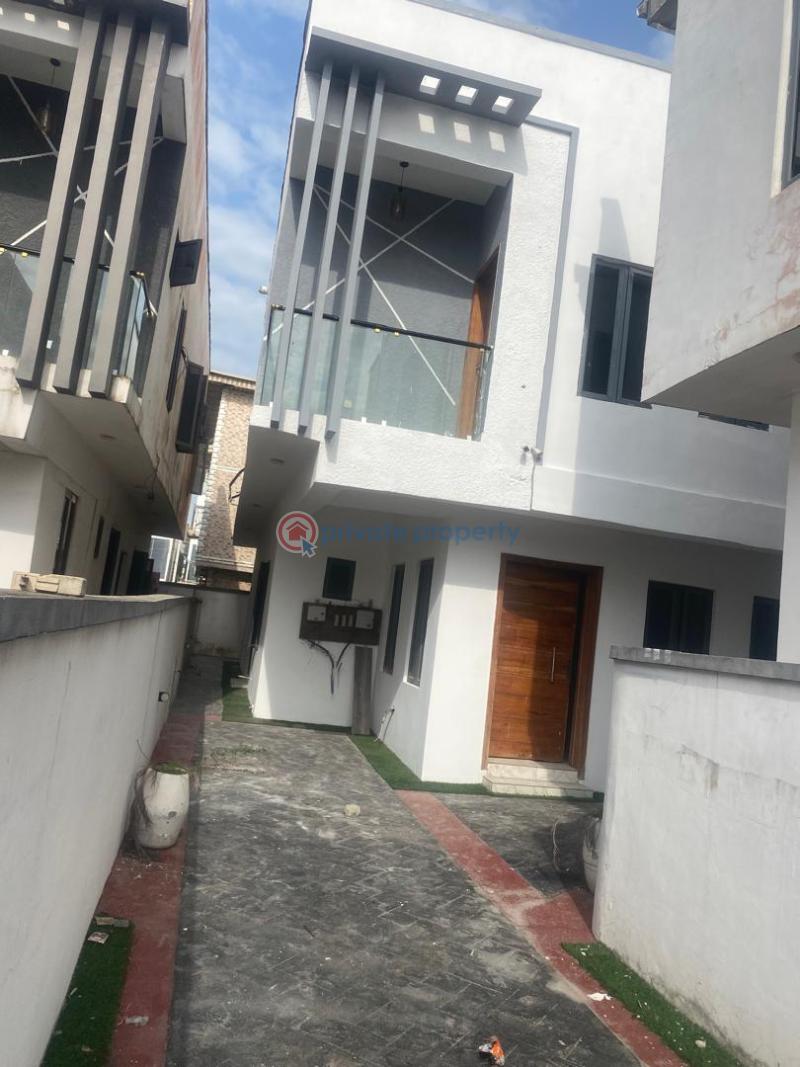 4 bedroom Semi detached Duplex For Sale Ologolo Lekki Lagos - 1