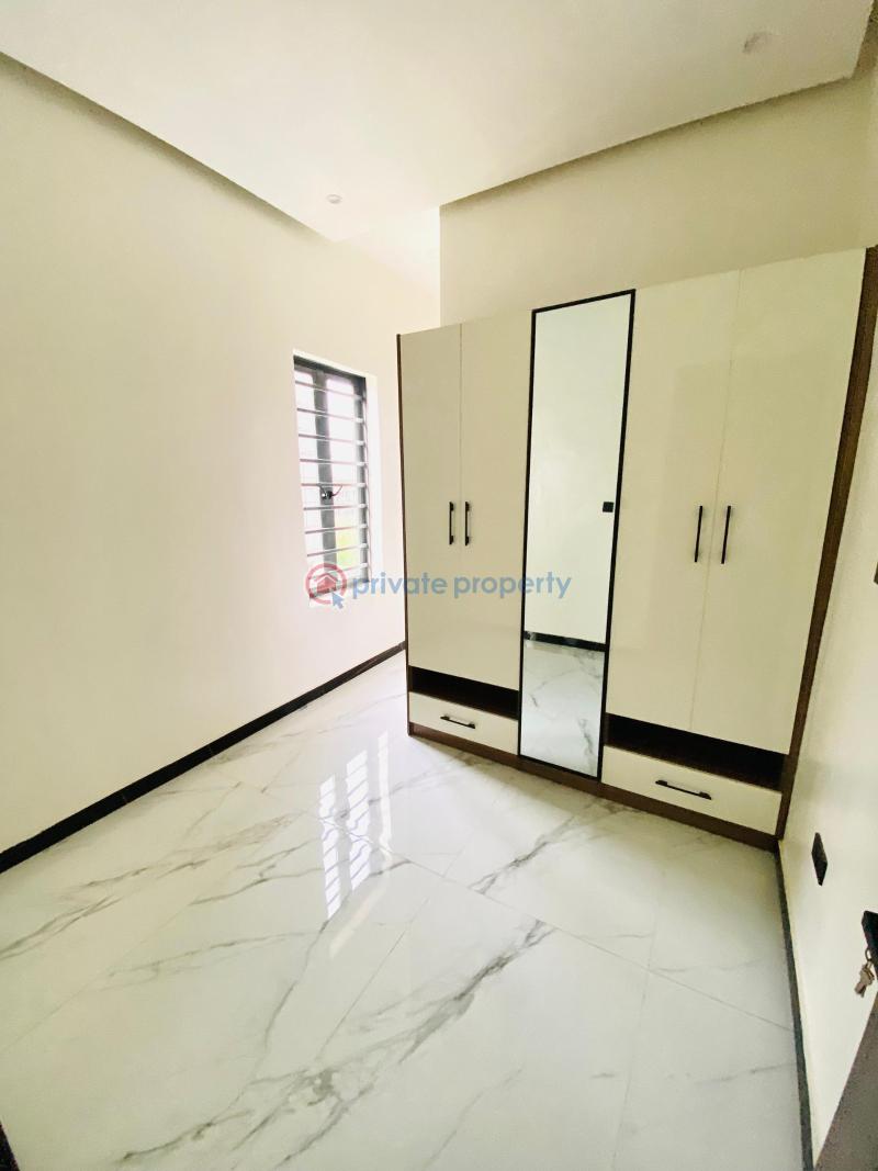 4 bedroom Terraced Duplex For Sale Freedom Way Lekki Phase 1 Lagos - 3