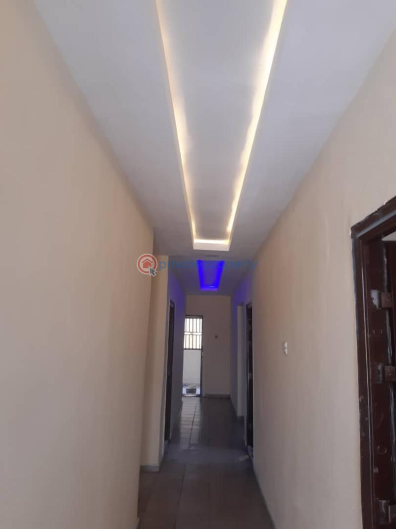 7 bedroom Bungalow For Sale Iwofe Chinda Road Port Harcourt Rivers - 5