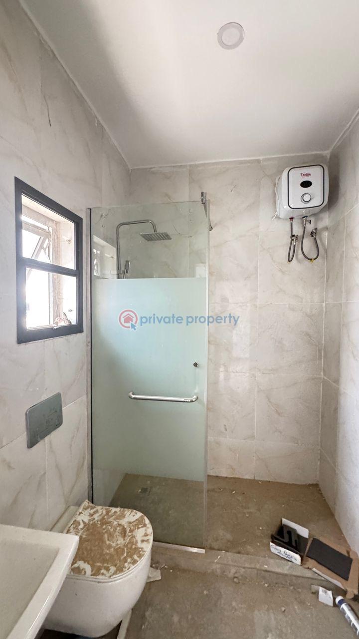 4 bedroom Terraced Duplex For Sale Jahi Abuja Phase 2  - 4