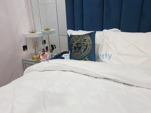 4 bedroom Block Of Flats Short let Admiralty Way Kekki Lekki Phase 1 Lagos - 14