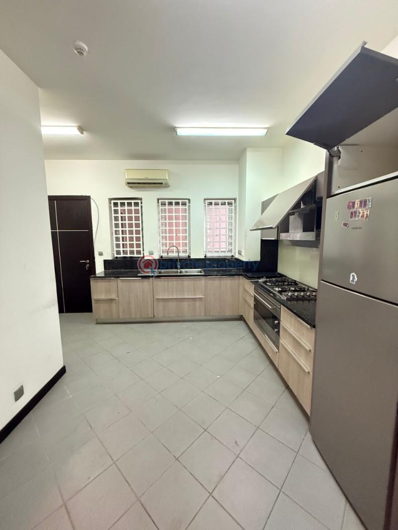 4 bedroom Flat & Apartment For Rent Victoria Island Lagos - 4