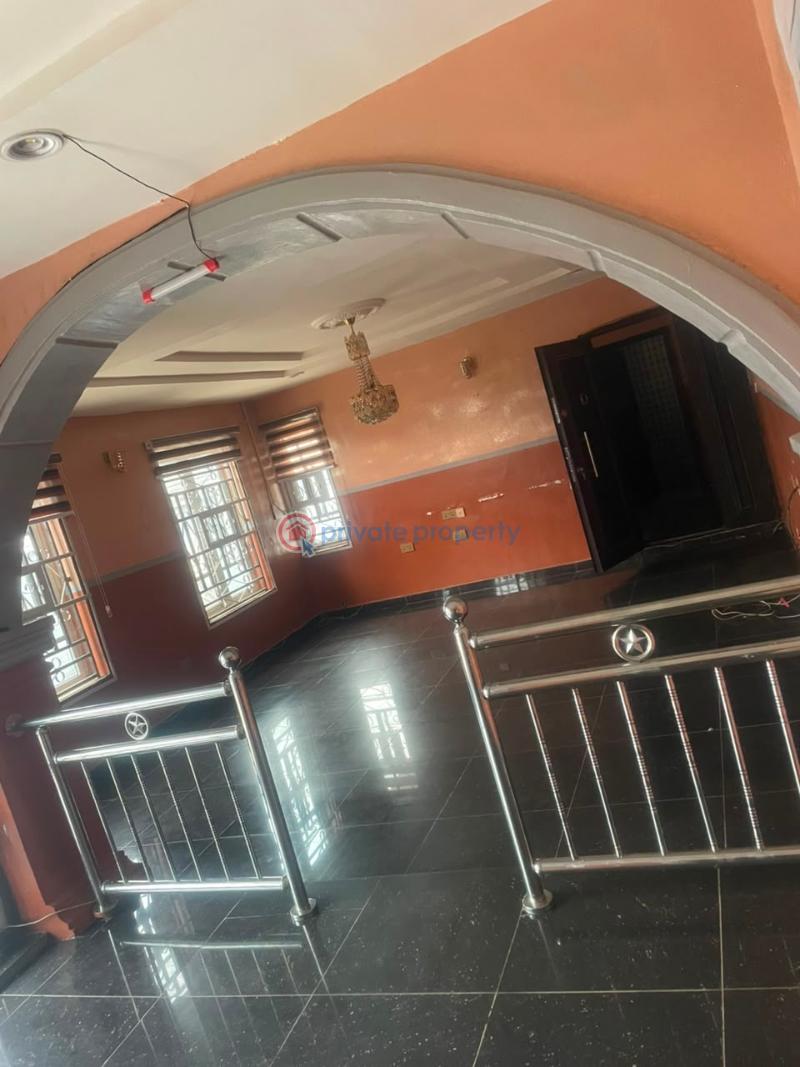 4 bedroom Bungalow For Rent Mogana Before Yellow Gate Akala Express Ibadan Oyo - 0