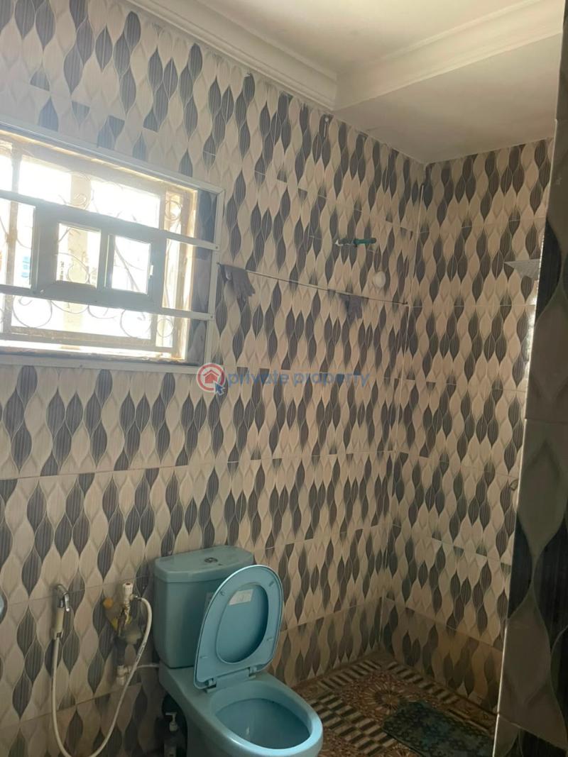 4 bedroom Bungalow For Rent Mogana Before Yellow Gate Akala Express Ibadan Oyo - 2